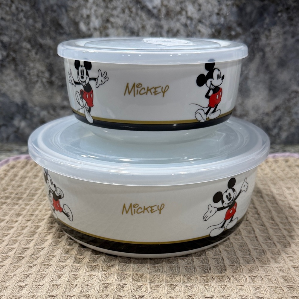 Disney Mickey Mouse Ceramic Bowl Set w/ Vented Lids NWT – Set of 2